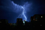 淮北天气预警(淮北天气预警：暴雨骤至，市民需注意防范)